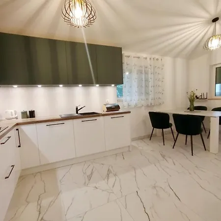Апартаменты Klarisa Urban Oasis Макарска