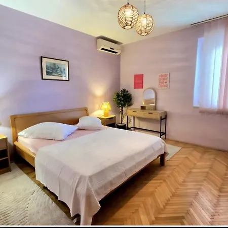 Апартаменты Klarisa Urban Oasis